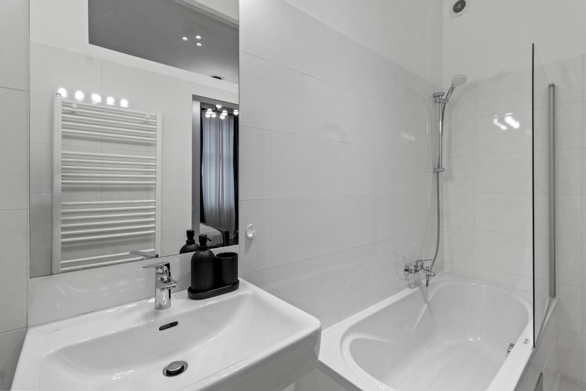 Cozy Vienna Apartments - 4 Min U6 Josefstaedterstrasse Luaran gambar